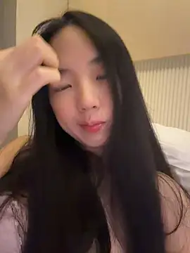 Snapshot of TinyBabe chatting on April 2026 02:22:01 PM TinyBabe online show from April 2026 02:22:01 PM