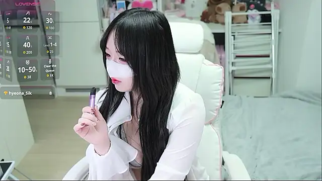 kimhyeona2005 online show from March 2026 12:44:02 PM