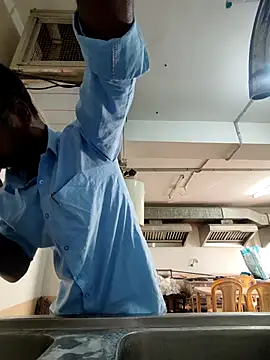 Snapshot of Paramkeerthi chatting on December 2025 02:30:02 AM Paramkeerthi online show from December 2025 02:30:02 AM