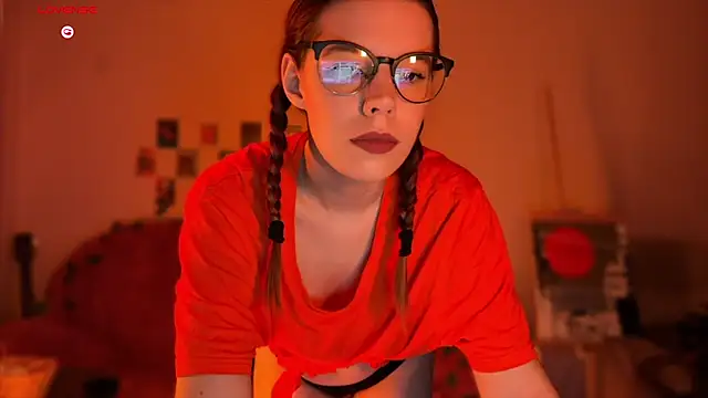 Snapshot of Margie_Dorene chatting on November 2025 09:17:01 PM Margie Dorene online show from November 2025 09:17:01 PM