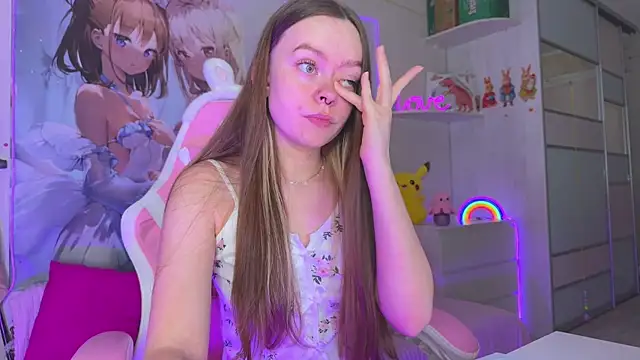 CheekySashaCharm online show from June 2026 12:44:02 PM