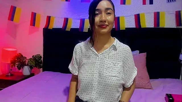 Snapshot of VictoriaRouge_ chatting on July 2026 08:55:02 PM VictoriaRouge online show from July 2026 08:55:02 PM