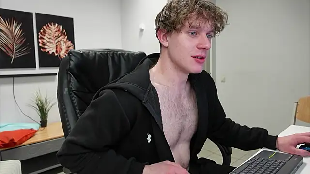 Charles Dreams online show from February 2026 10:55:01 PM