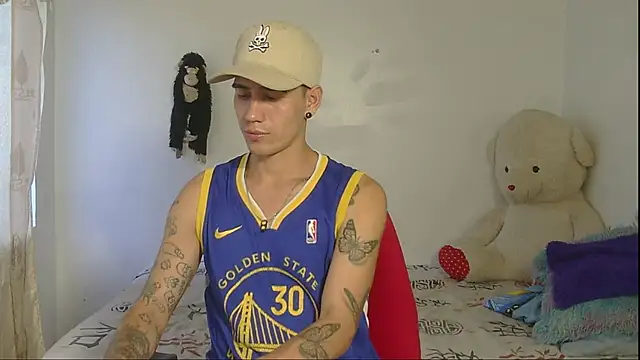 kilyan wow online show from November 2025 10:03:02 PM