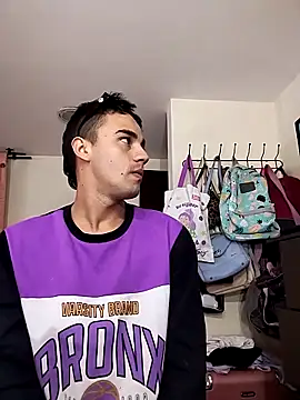 ElProhibido  online show from November 2025 11:35:01 PM