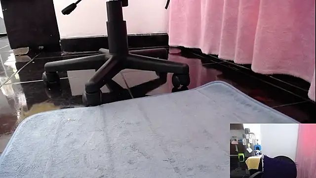 Snapshot of sasha_sexy1 chatting on March 2026 04:59:01 PM sasha sexy1 online show from March 2026 04:59:01 PM