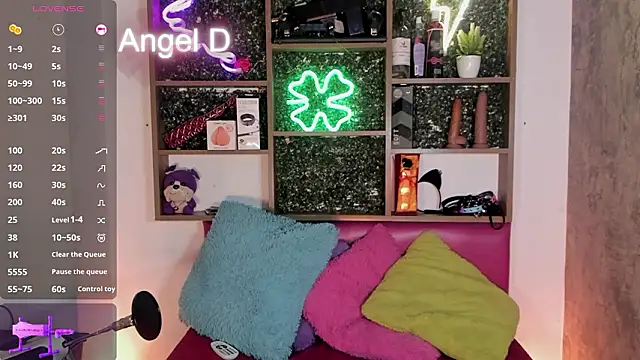 Angeldust19 online show from February 2026 04:11:01 AM