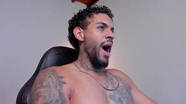 LuigiVitale 1 online show from February 2026 01:12:01 AM