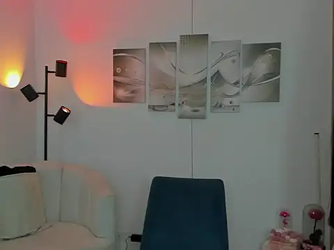 Snapshot of haileyflorez_ chatting on February 2026 04:55:02 PM haileyflorez online show from February 2026 04:55:02 PM