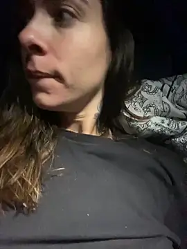 Snapshot of fer-nanda chatting on January 2026 10:03:02 PM fer-nanda online show from January 2026 10:03:02 PM