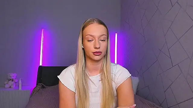 elldiana online show from June 2026 02:49:01 AM