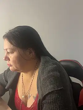 Snapshot of SAMANTHA_EF chatting on November 2025 01:33:02 PM SAMANTHA EF online show from November 2025 01:33:02 PM