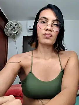 Mia saaenz online show from November 2025 08:57:01 PM