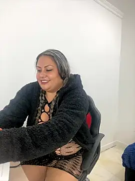 DALILA EF online show from December 2025 02:54:02 AM