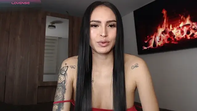 Linda  fiore online show from April 2026 05:05:02 AM