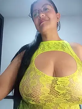 Snapshot of CelesteAlvarez1989 chatting on June 2026 04:17:02 AM CelesteAlvarez1989 online show from June 2026 04:17:02 AM