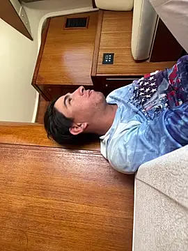 algila08 online show from April 2026 08:26:01 PM