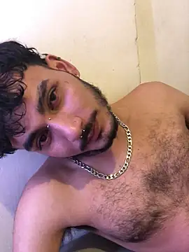 Brunicci online show from December 2025 09:18:01 AM