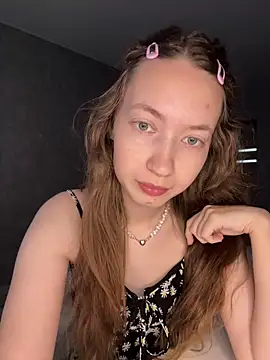 Holy Poly online show from February 2026 07:45:01 AM