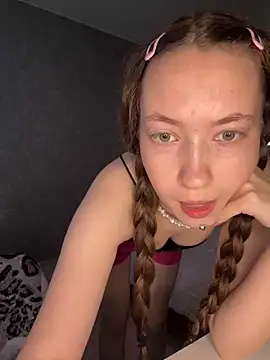 Holy Poly online show from March 2026 05:36:01 AM