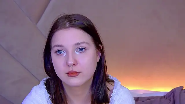 Snapshot of TinnaBurton chatting on February 2026 05:07:02 PM TinnaBurton online show from February 2026 05:07:02 PM