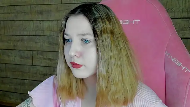 Snapshot of TinnaBurton chatting on February 2026 04:16:01 PM TinnaBurton online show from February 2026 04:16:01 PM