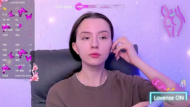 BellaVelure6767 online show from May 2026 02:40:02 AM