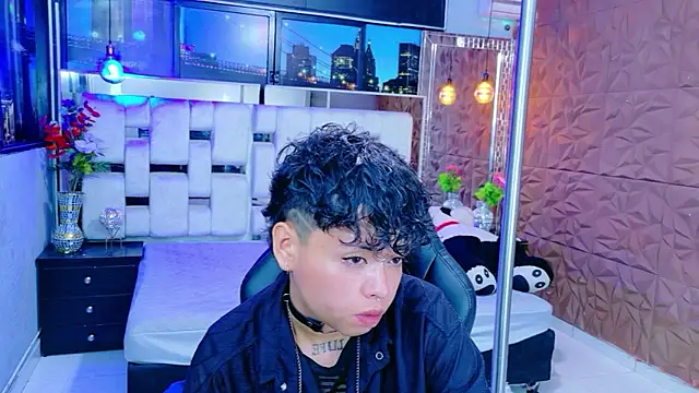 lunabustygirl online show from January 2026 07:44:01 AM