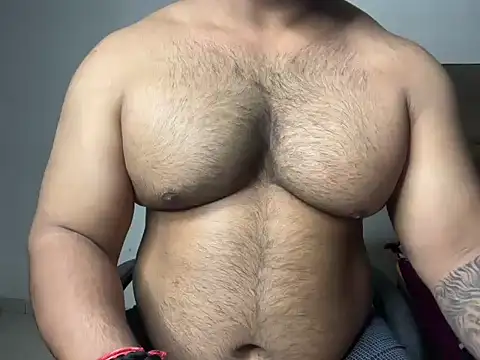 Snapshot of hot_rocco1 chatting on January 2026 01:05:02 PM hot rocco1 online show from January 2026 01:05:02 PM