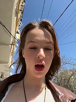 hani obsessed online show from April 2026 10:40:01 AM