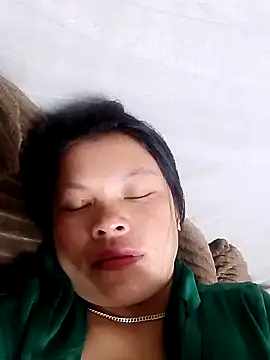 Snapshot of thien-nhien chatting on November 2025 11:21:02 PM thien-nhien online show from November 2025 11:21:02 PM