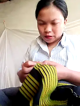 Snapshot of thien-nhien chatting on November 2025 11:49:02 PM thien-nhien online show from November 2025 11:49:02 PM