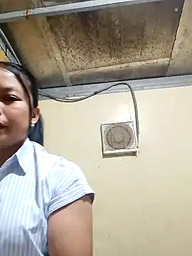 Snapshot of thien-nhien chatting on November 2025 12:09:02 PM thien-nhien online show from November 2025 12:09:02 PM