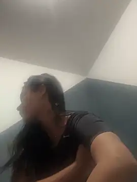 lizmy online show from November 2025 07:55:02 AM