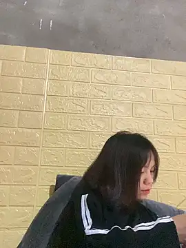 Trangbabylove online show from April 2026 06:03:01 AM