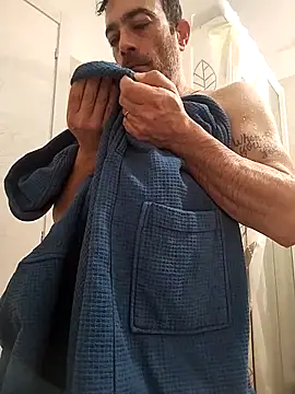 platone09 online show from March 2026 04:40:01 PM