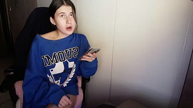 KristinaScott online show from February 2026 03:30:02 PM