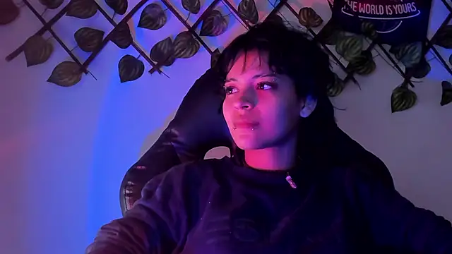 Snapshot of Anny_Kiitty chatting on June 2026 05:43:02 AM Anny Kiitty online show from June 2026 05:43:02 AM