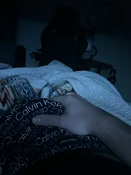 Snapshot of daddyshomeee_ chatting on February 2026 07:12:01 AM daddyshomeee online show from February 2026 07:12:01 AM