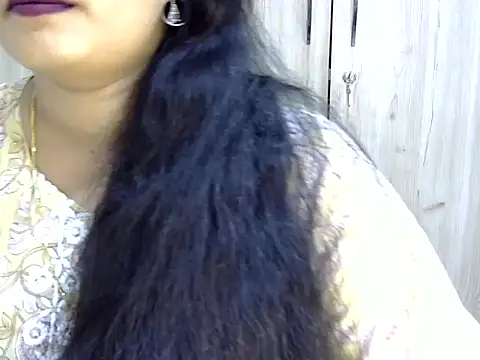 Muskan Jha online show from April 2026 05:03:02 PM