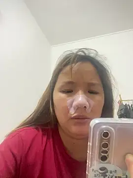 yiyi0316 online show from April 2026 12:54:01 PM