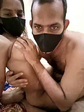 Snapshot of Desi_Hot_Queen chatting on November 2025 04:23:01 PM Desi Hot Queen online show from November 2025 04:23:01 PM