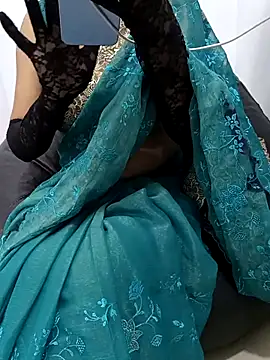 Snapshot of Your_DreamGirl__ chatting on November 2025 11:13:01 AM Your DreamGirl online show from November 2025 11:13:01 AM