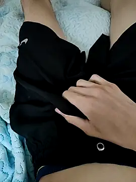 bnnzin online show from November 2025 06:30:02 PM