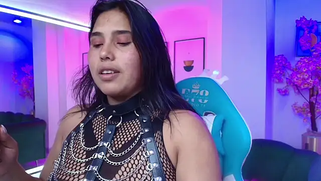 Snapshot of Gemma_bellini chatting on March 2026 07:36:02 PM Gemma bellini online show from March 2026 07:36:02 PM