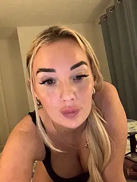 xoxohan11 online show from November 2025 05:26:01 PM