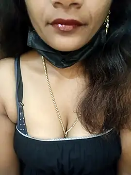 Snapshot of Premalatha_28 chatting on January 2026 07:08:02 PM Premalatha 28 online show from January 2026 07:08:02 PM