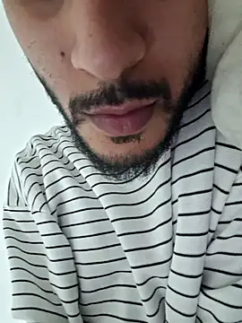 Snapshot of Riko369 chatting on April 2026 08:24:02 PM Riko369 online show from April 2026 08:24:02 PM