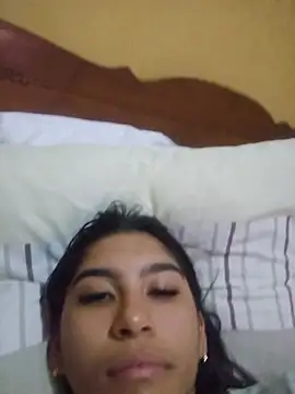 Snapshot of skinnyrox chatting on July 2026 05:03:02 AM skinnyrox online show from July 2026 05:03:02 AM
