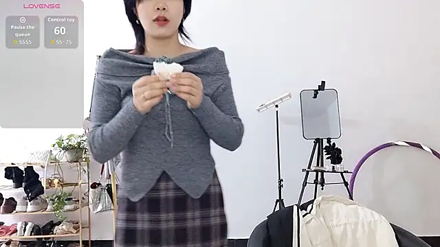 Snapshot of adele8731 chatting on November 2025 02:34:02 AM adele8731 online show from November 2025 02:34:02 AM